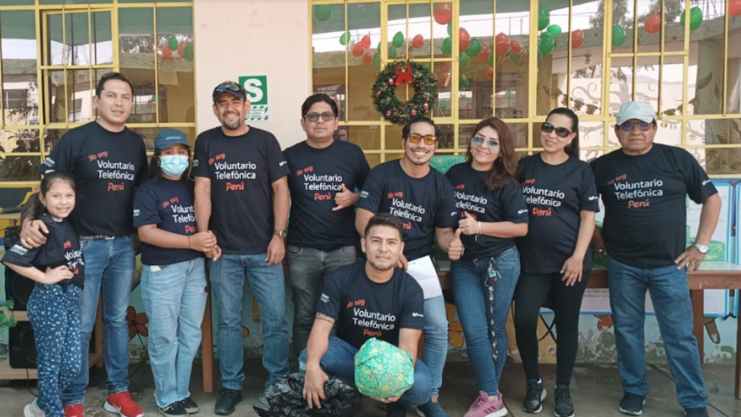 Voluntarios de Telefónica benefician a más de 5000 personas en Navidad