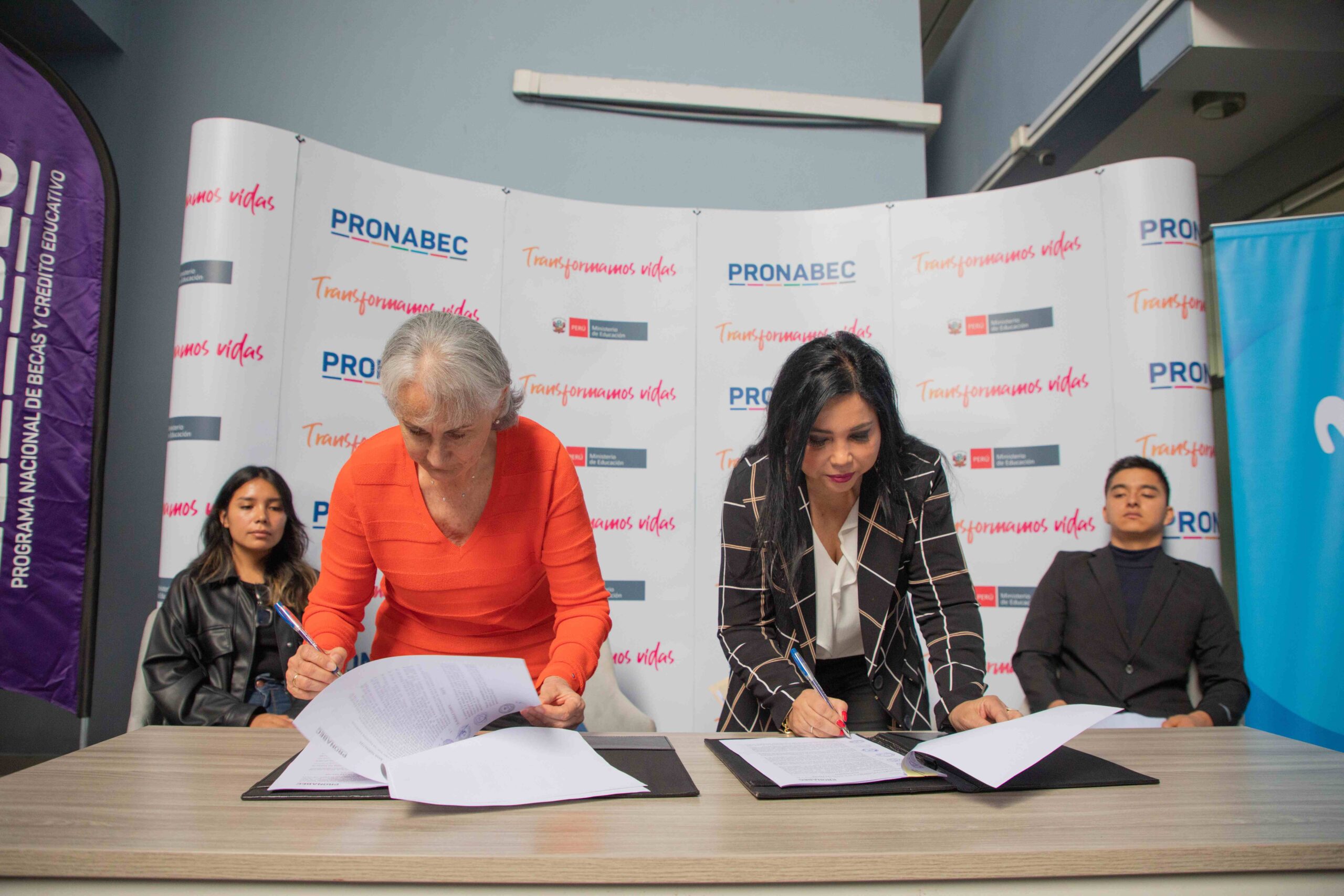 PRONABEC Y CONECTA EMPLEO